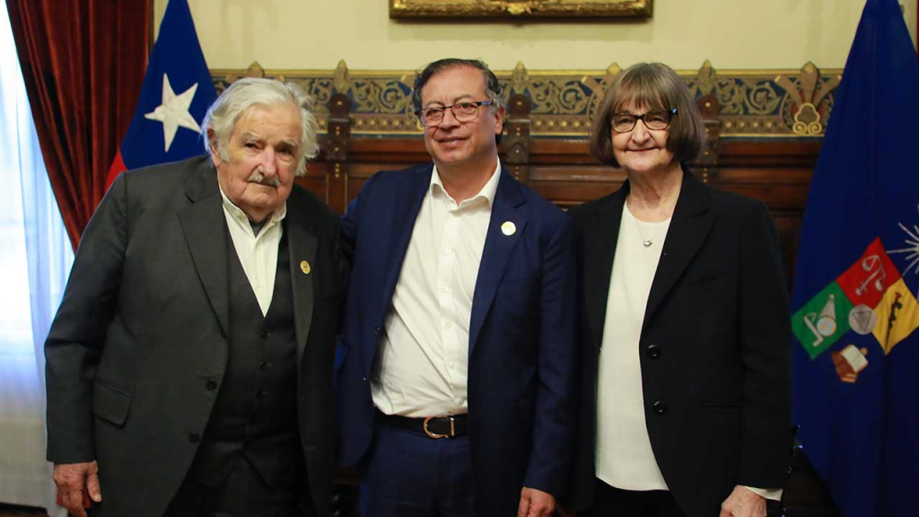 El presidente Gustavo Petro tuvo un encuentro con el expresidente uruguayo Pepe Mujica, en la conmemoración de los 50 años del golpe militar en Chile.